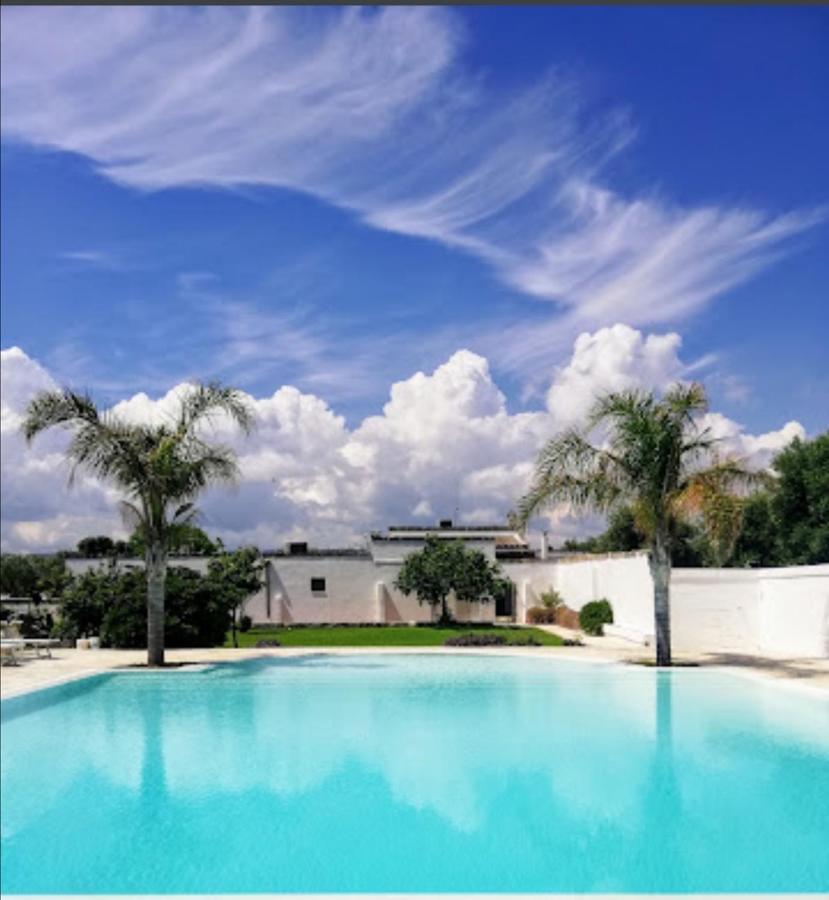 Room In Bb - Stunning Quadruple Room In Ancient Masseria Near The Sea In A Quiet Olive Trees Ostuni Exterior photo