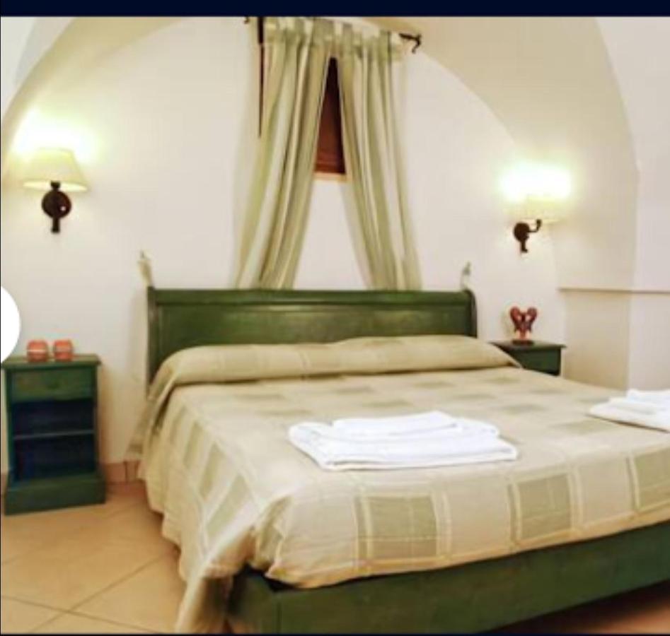 Room In Bb - Stunning Quadruple Room In Ancient Masseria Near The Sea In A Quiet Olive Trees Ostuni Exterior photo
