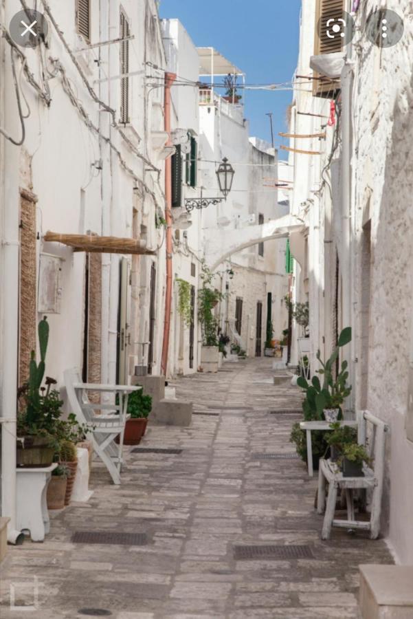 Room In Bb - Stunning Quadruple Room In Ancient Masseria Near The Sea In A Quiet Olive Trees Ostuni Exterior photo